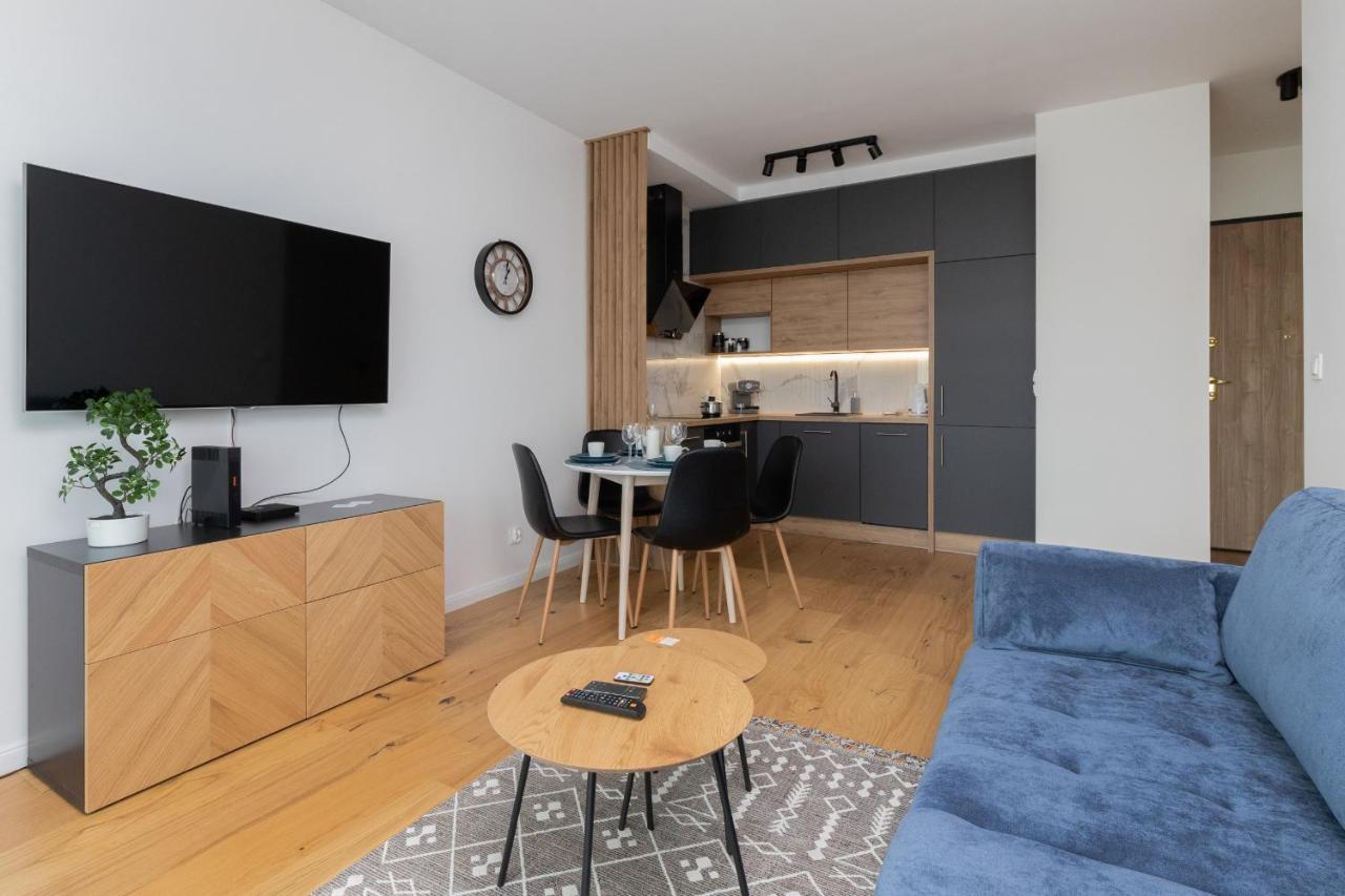 Vespa Nearby By Renters Appartamento Gdynia