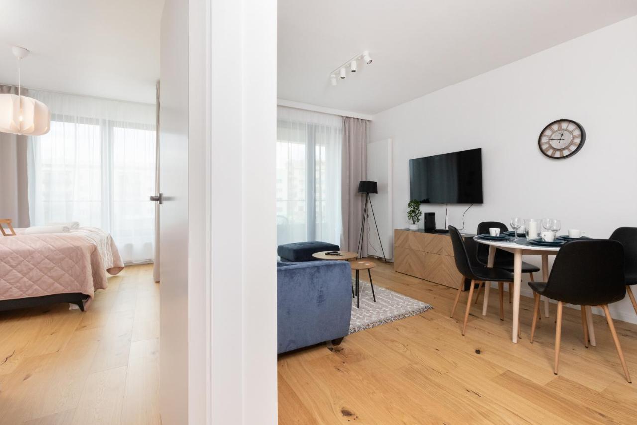Vespa Nearby By Renters Appartamento Gdynia